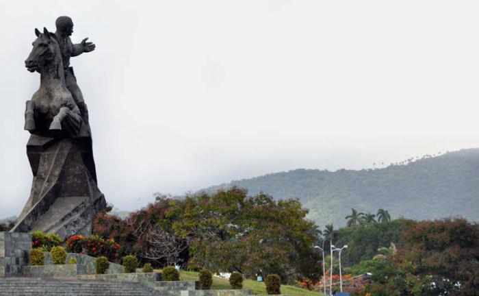 Plaza de la Revolución Antonio Maceo de Santiago de Cuba. 13 may 2011 