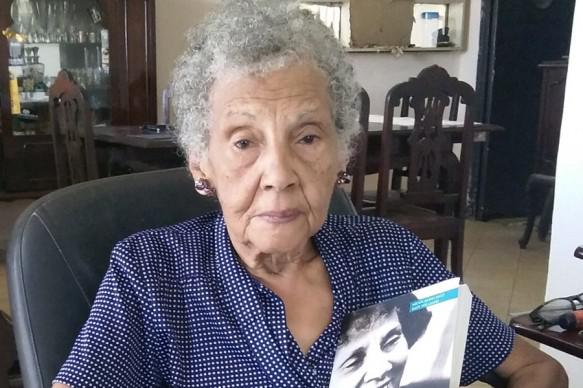 La doctora Marta Terry contribuyó al desarrollo y a la proyección internacional de la bibliotecología en Cuba. foto: tomada de cubahora
