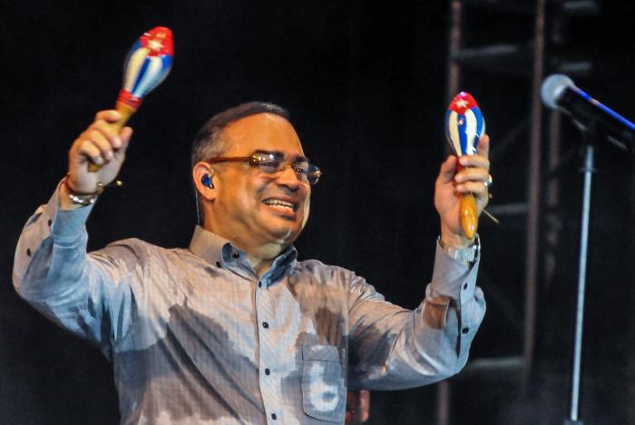 Concierto en Cuba de Gilberto Santa Rosa (cantante), en Malecón y 23, La Habana