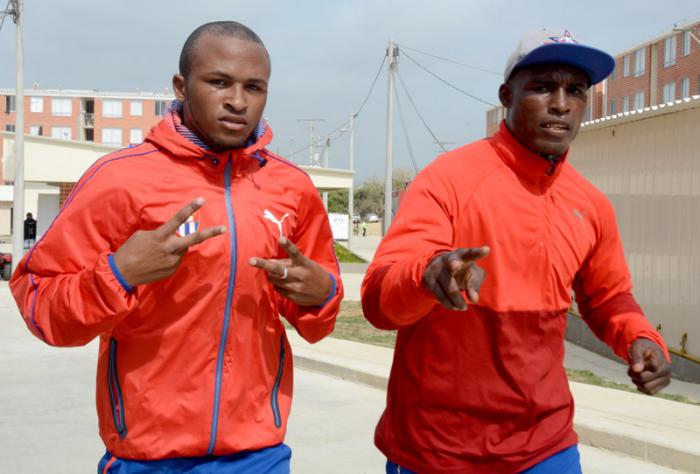 Barranquilla 2018  La Villa su vida interior y desasosiegos El boxeo cubano entrena desde muy temprano Lazaro Alvarez y Julio Cesar la Cruz