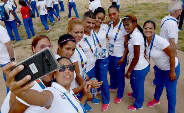 Barranquilla 2018 Abanderan delegacion cubana