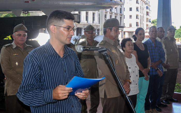 Interviene Mayor Omar Estainer Rivera Carbo, combatiente del Ministerio del Interior, durante el Fallo del Concurso Histórico-patriótico-militar ¨26 de julio¨ en su edición número 41, en el Museo de la Revolución, el cual presidio el General de Brigada Jorge Luis Méndez de la Fe, jefe de la Dirección Política de las FAR