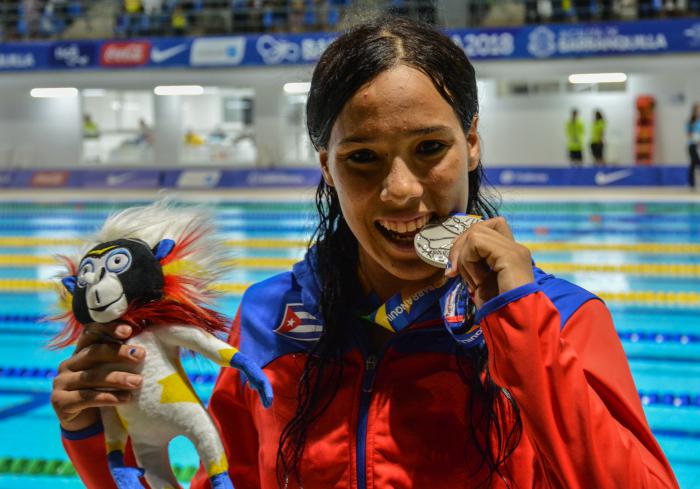 La nadadora Elisbet Gámez. Foto: marcelino vázquez, especial para granma