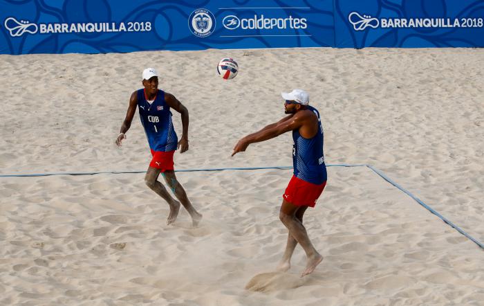 Cuba y Jamaica se enfrenten en rondas preliminares del voleibol playa de los 23 Juegos Centroamericanos y del Caribe Barranquilla 2018, con sede la avenida del río en el Centro de Eventos Puerta de Oro el sábado 28 de Julio de 2018, en Barranquilla, Colombia. Foto: Calixto N. Llanes/Periódico JIT (Cuba)