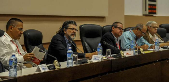 XXIV Encuentro Anual del Foro de Sao Paulo, en el Palacio de Convenciones de La Habana,  Taller de Arte y Cultura, Precide Abel Prieto Jimenez Ministro de Cultura