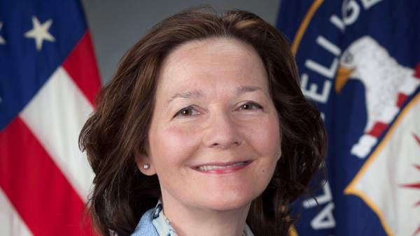 Gina Haspel, primera mujer en dirigir la CIA y vinculada a casos de tortura.
