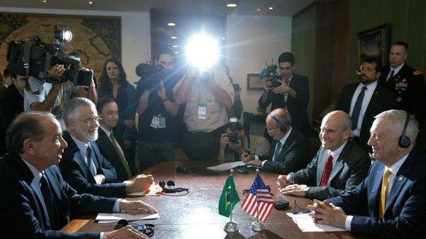 Progresan negociaciones de EE.UU. para usar base espacial en Brasil