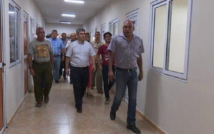 En su recorrido por Santa Clara el Ministro de Comunicaciones además de visitar el Centro Telefónico que se incendió en junio también constató los avances en la informatización de la sociedad