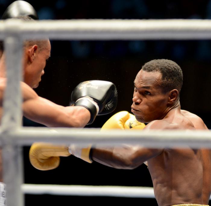 BOX VIII serie Mundial 49 KG Damian Arce de cuba vs Julian Velazquez
