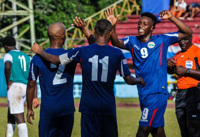 Maikel Alejandro Reyes (delantero numero 9), durante el partido Preliminar Clasificatorio de futbol masculino entre los equipos de Cuba y Turcas y Caicos, en el estadio Pedro Marrero, Playa