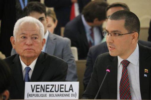 «Hemos querido informarle la realidad de nuestro país, ya que en esta sesión se realizaran informes que responde a otros intereses»