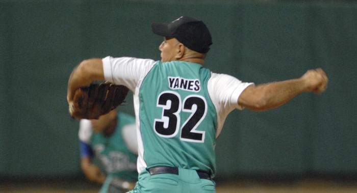 El pinero Carlos Yanes estuvo cerca de las 4 000 entradas lanzadas. 