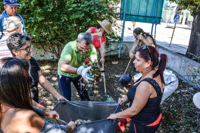  La unidad en beneficio del barrio y del país es una de las esencias fundacionales de los CDR.