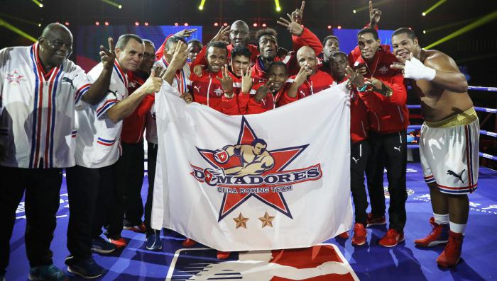 Equipo de domadores de cuba.