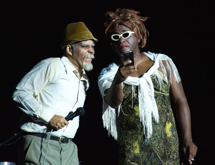 El Festival abrió con la obra Hasta que Facebook nos separe, a cargo del Centro Promotor del Humor.