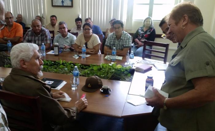 El Comandante de la Revolución Ramiro Valdés, intercambió con investigadores y especialistas de la Universidad Central Marta Abreu de Las Villas.