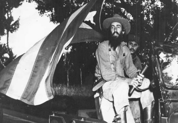 Según el Che, al terminar la guerra, Camilo era, indiscutiblemente, el más brillante 
de todos los guerrilleros. Foto: Archivo de Granma