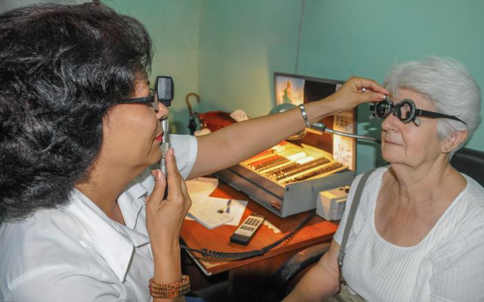 Oftalmología Policlínico 19 de Abril Plaza de la Revolución