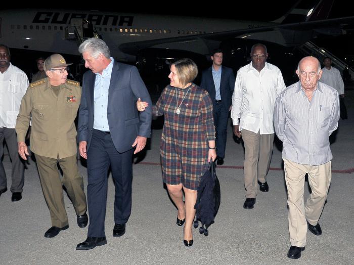 Foto del Presidente_Estudios Revolución