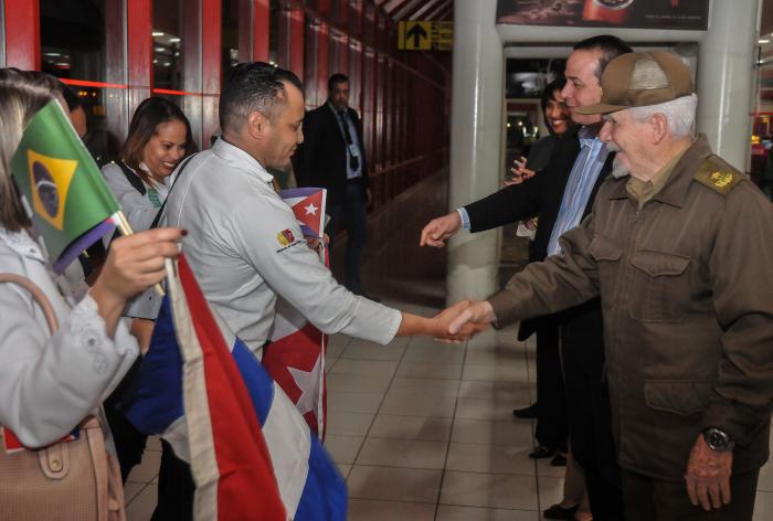 llegada de médicos de brasil.