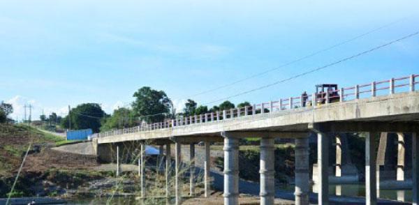 La reconstrucción del puente fue ejecutada en seis meses al costo de 1,8 millones de pesos. Foto: Vicente Brito
