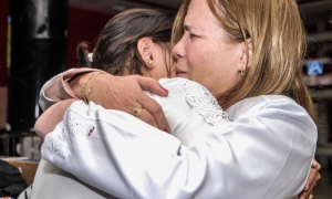 RECIBIMIENTO A MEDICOS CUBANOS