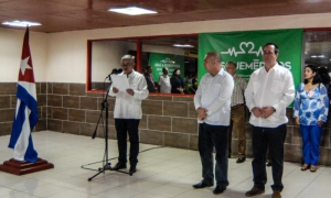 RECIBIMIENTO A MEDICOS CUBANOS