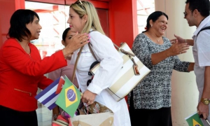 regresan médicos de brásil