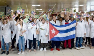 regresan médicos de brásil