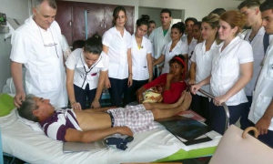 médicos cubanos