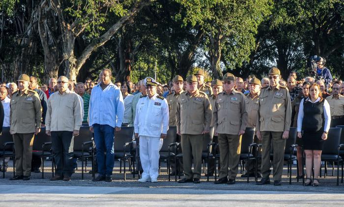 Maceo, el pueblo de Cuba no te dejó morir.