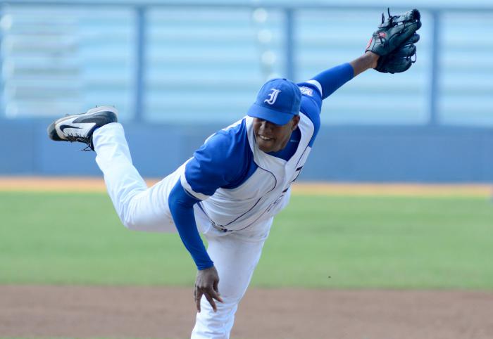 Beisbol-Serie 57 IND vs CIENFUEGOS Frank Montieh