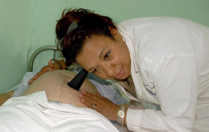 Sesenta de cada cien mujeres que se someten a inseminación o a otros procederes logran embarazarse.
