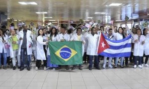 Recibimiento de los colaboradores cubanos 