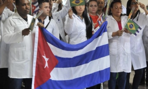 Recibimiento de los colaboradores cubanos 