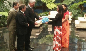 diaz-canel recibe cartas credenciales