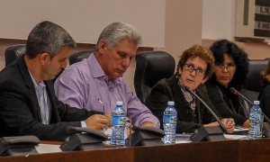 dáz-canel en la comision de servicios ANPP