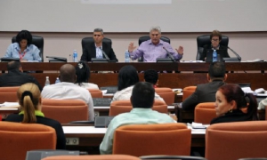 Diaz Canel en la Asamblea
