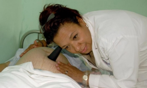 Sesenta de cada cien mujeres que se someten a inseminación o a otros procederes 