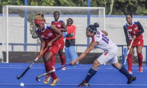 tope hockey sobre cesped