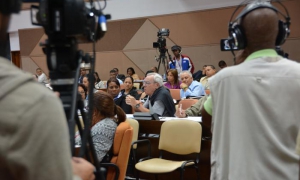 ANALISIS DEL PROYECTO DE CONSTITUCION
