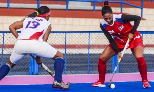 El hockey sobre césped brilla con luz propia