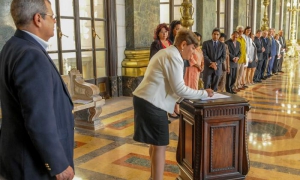 Miembros de la Comisión Electoral Nacional toman posesión de sus cargos