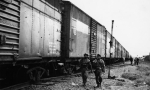 Vagones del Tren blindado donde se refugiaron los soldados al abandonar la Loma 