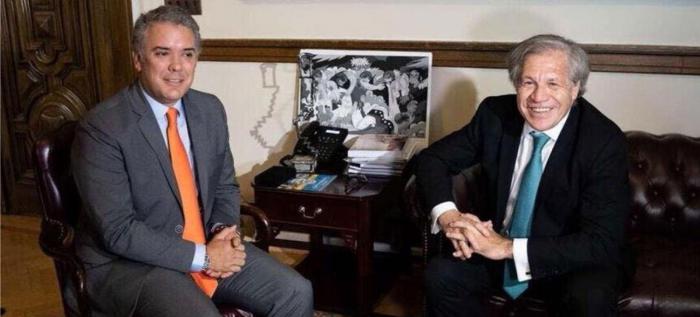 El secretario general de la OEA, Luis Almagro (derecha), es punta de lanza contra la unidad regional. 