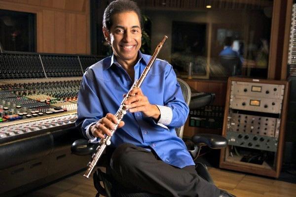 Néstor Torres, destacado flautista puertorriqueño, estará en Jazz Plaza 2019. foto: cortesía del autor