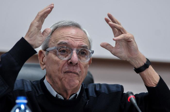 Conferencia Magistrales Panel a 60 años de su triunfo: Significación Histórica de la Revolución Cubana y del Legado de Martí y Fidel durante la IV Conferencia Internacional por el equilibrio del Mundo, en la Sala 4 del Palacio de Convenciones, panelistas Abel Prieto, Presidente de la oficina del programa martiano, Eusebio Leal Spengler (Foto), Historiador de La Habana, Frei Betto, entre otros