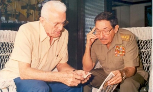 Raúl Castro y José Ramón Fernandez Alvarez