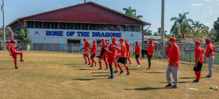 Los Leñadores de Las Tunas entrenan en tierra panameña para su participación en la Serie del Caribe 2019 en Panamá
