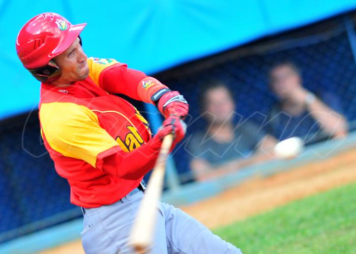 Beisbol-Serie 55 MTZ vs IND Anibal Medina